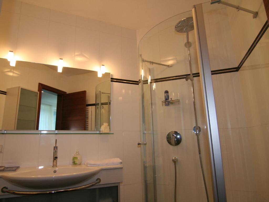 Apartments Schloss-Weissenstein-Strasse Matrei in Osttirol Phòng bức ảnh